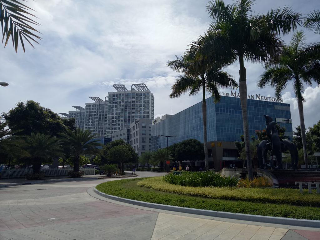 Mactan Newtown Condo 麦克坦 外观 照片