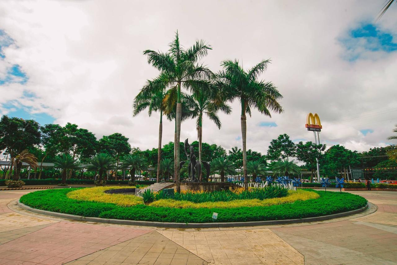 Mactan Newtown Condo 麦克坦 外观 照片
