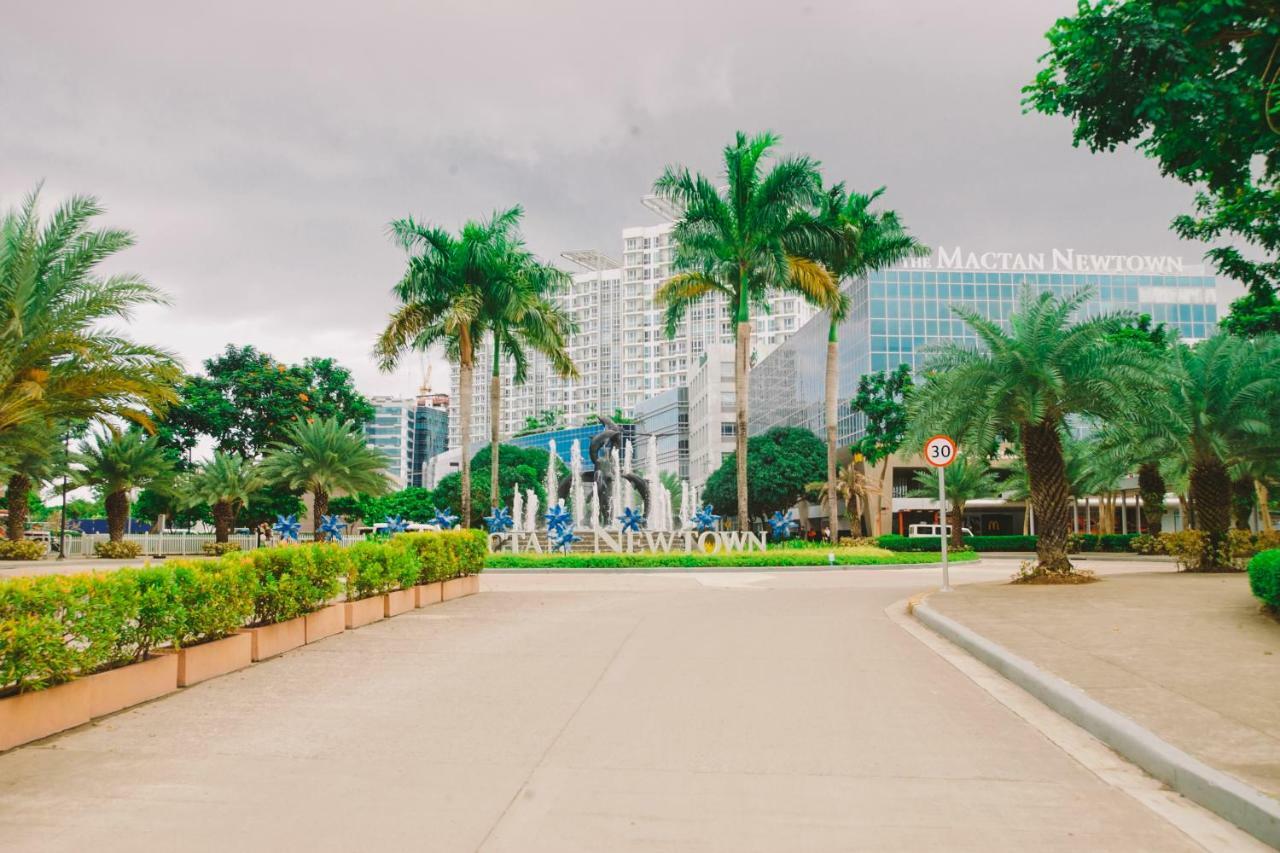 Mactan Newtown Condo 麦克坦 外观 照片